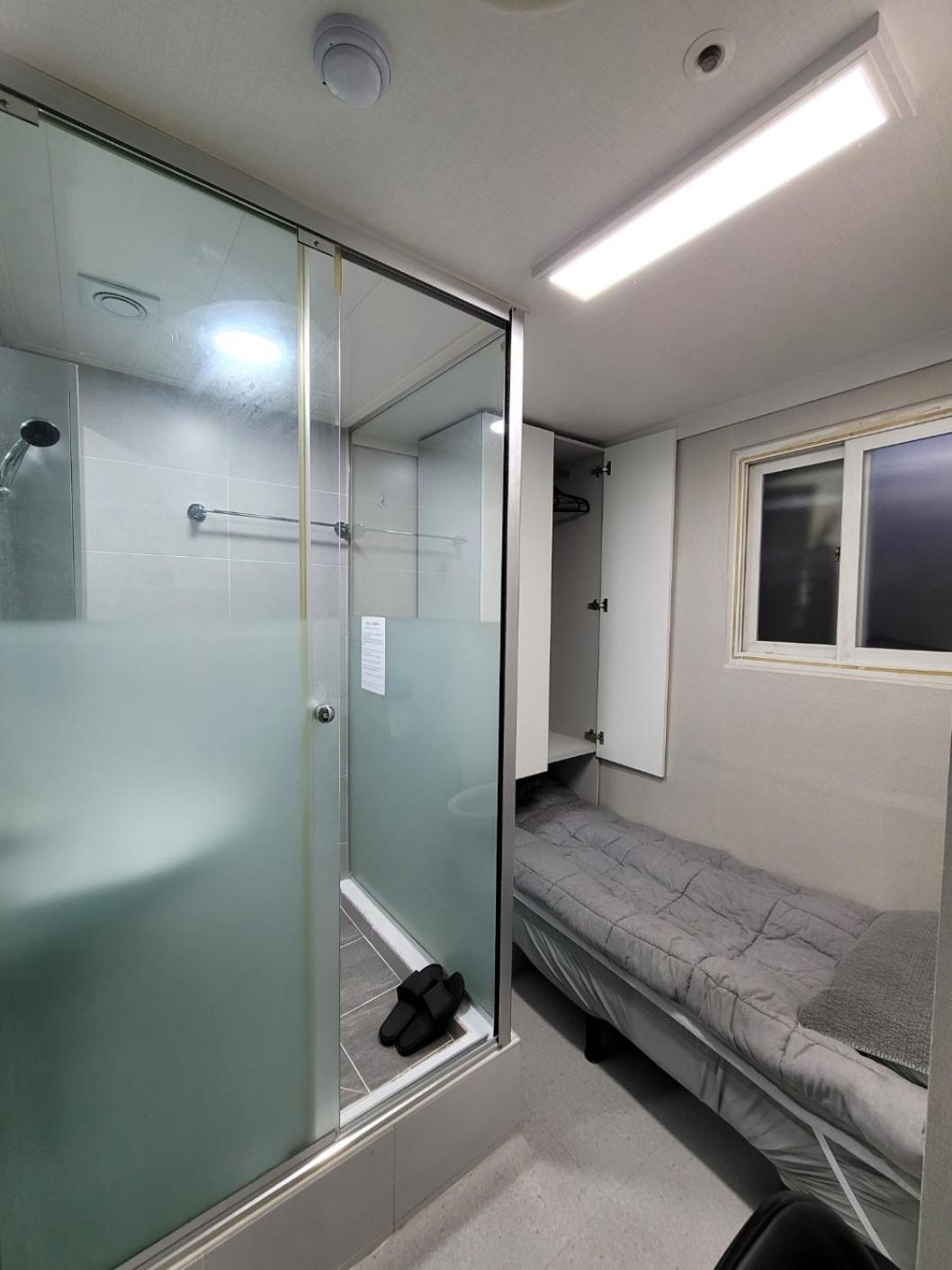 Female Only - Coco Stay Jongno Hyehwa Station سيول المظهر الخارجي الصورة