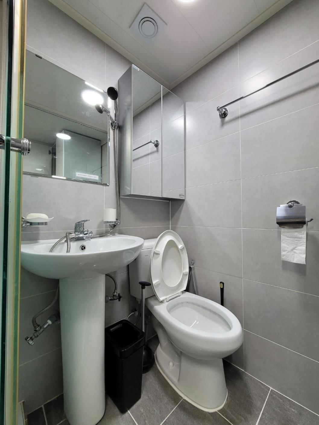 Female Only - Coco Stay Jongno Hyehwa Station سيول المظهر الخارجي الصورة