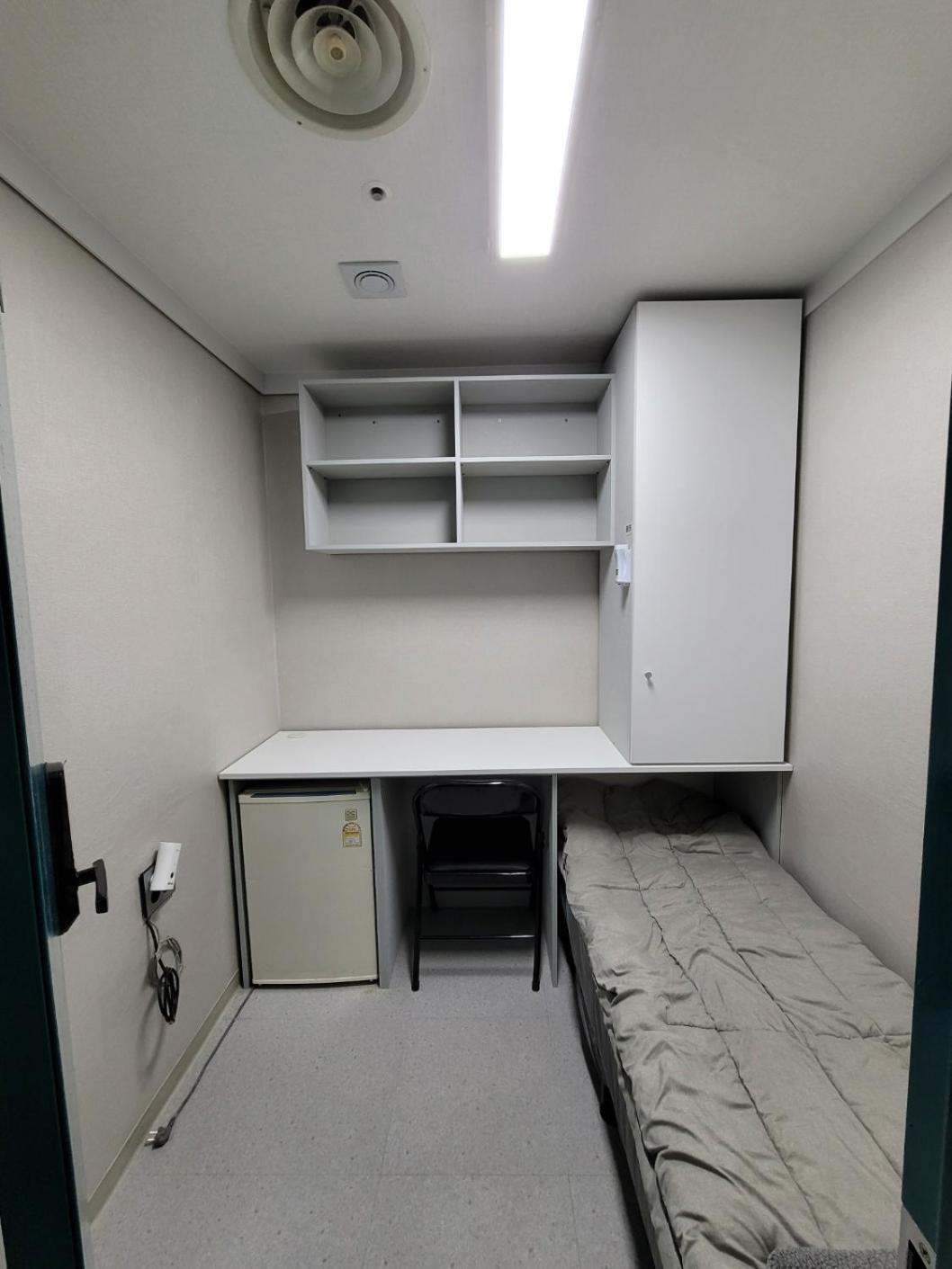 Female Only - Coco Stay Jongno Hyehwa Station سيول الغرفة الصورة