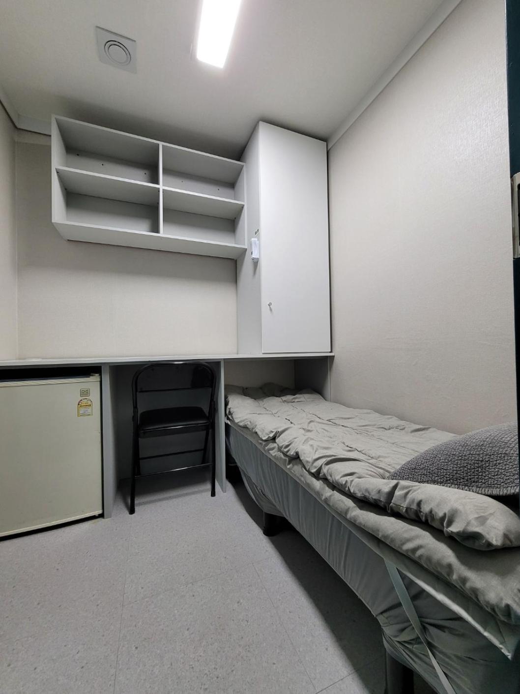 Female Only - Coco Stay Jongno Hyehwa Station سيول الغرفة الصورة