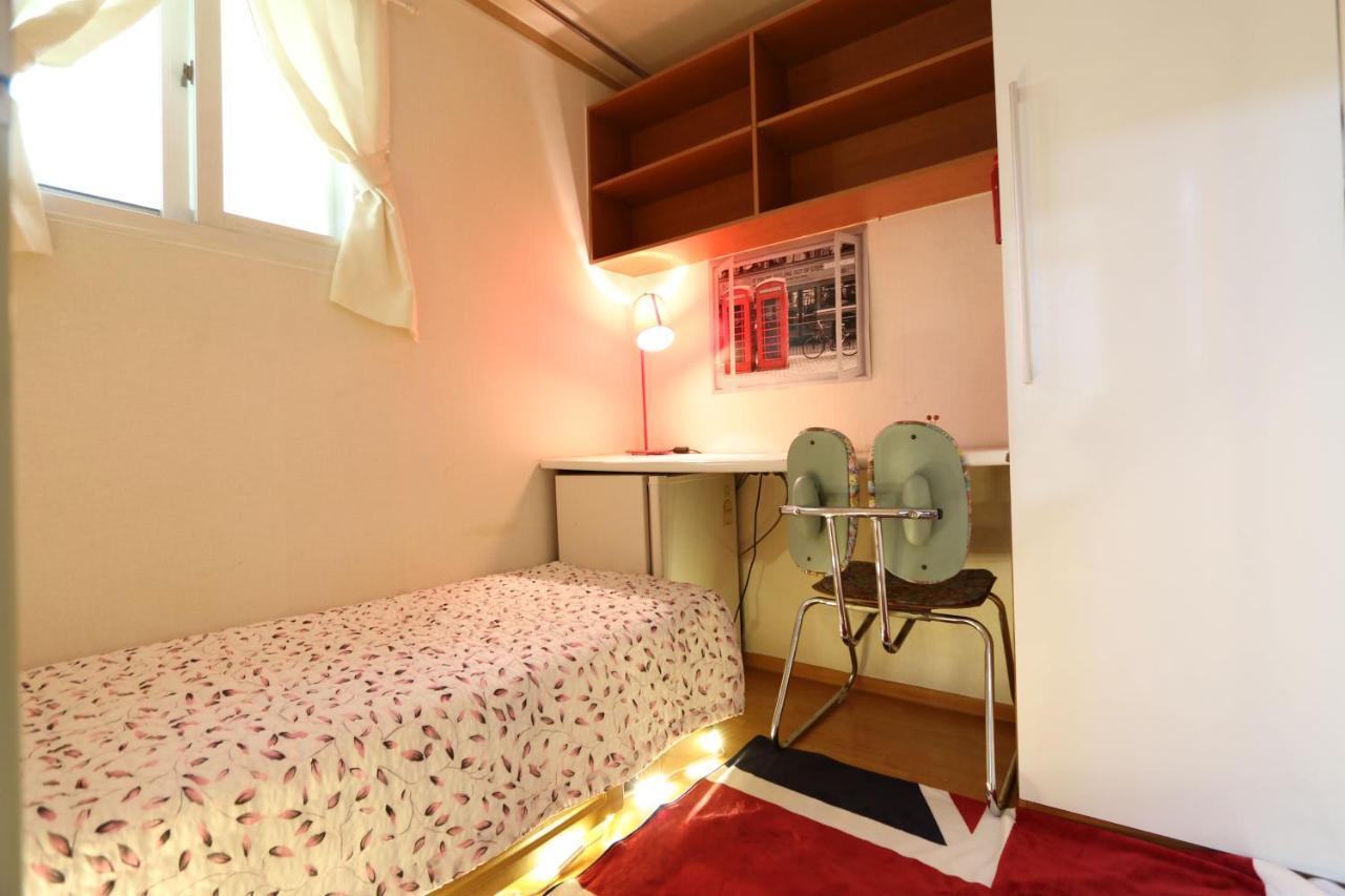 Female Only - Coco Stay Jongno Hyehwa Station سيول المظهر الخارجي الصورة